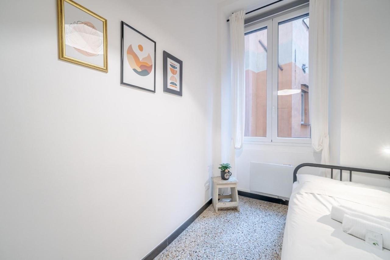 Central & Lovely Apartment In Genova - Netflix! Екстер'єр фото